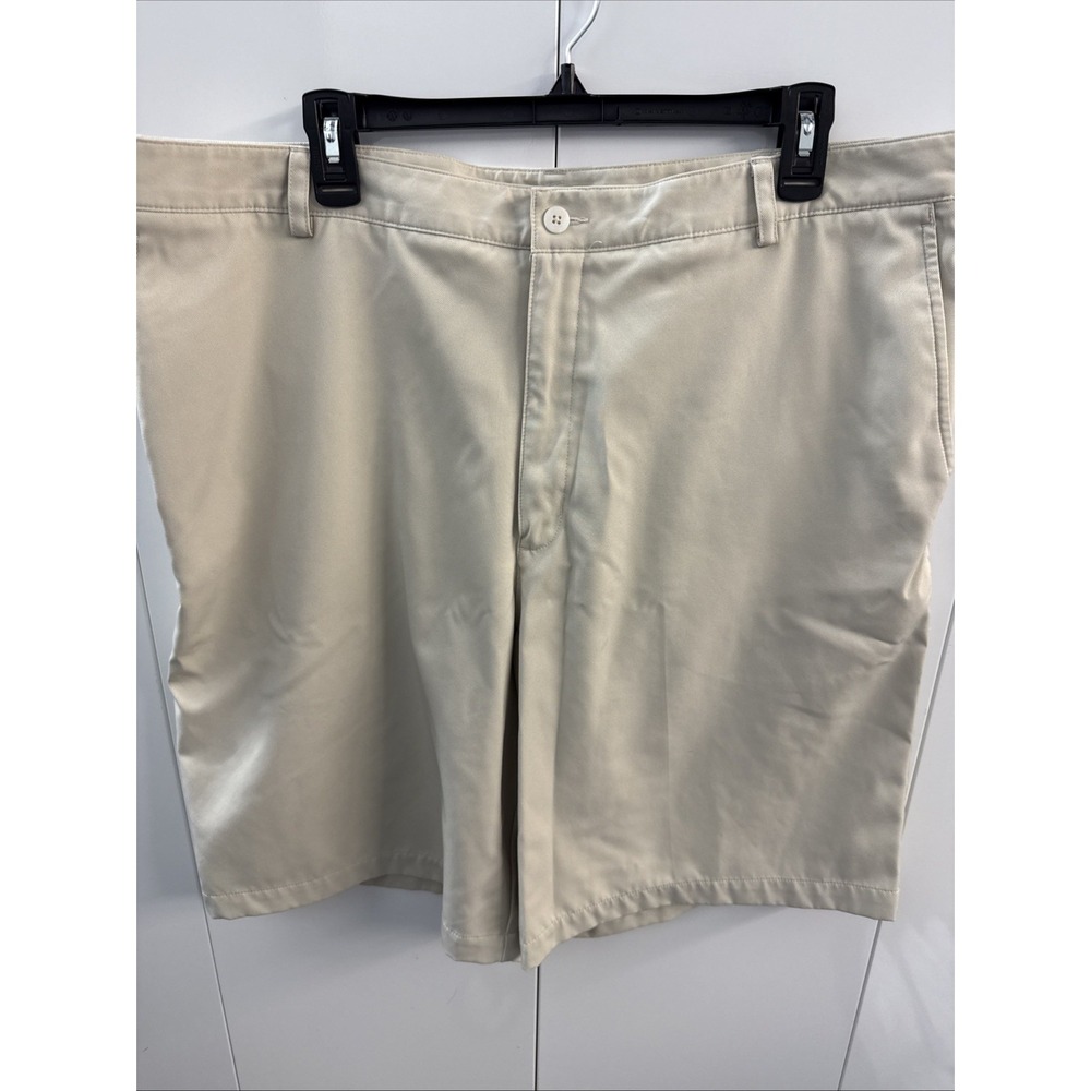 Mens Nike Dri Fit Golf Shorts Flat Front Beige Solid Size 40